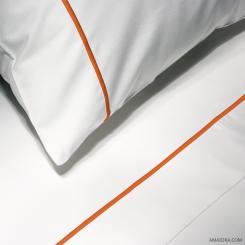 Percale Sheet Essentia Custom Bourdon | 400 TC | White with Embroidery in Orange 