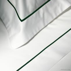 Completo Letto Essentia Custom Bourdon Raso 600 TC Bianco con Ricamo in  Verde Scuro 