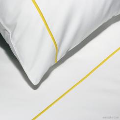 Duvet Cover Essentia Custom Bourdon | Percale 400 TC | White with Embroidery in Yellow 
