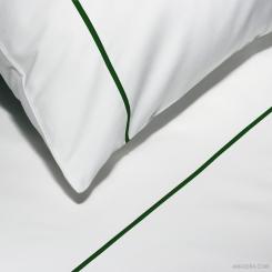 Copripiumino Essentia Custom Bourdon Percalle 400 TC Bianco con Ricamo in Verde 