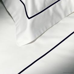 Duvet Cover Essentia Custom Bourdon | Sateen 600 TC | White with Embroidery in Navy Blue 