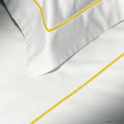 Duvet Cover Essentia Custom Bourdon | Sateen 600 TC | White with Embroidery in Yellow 